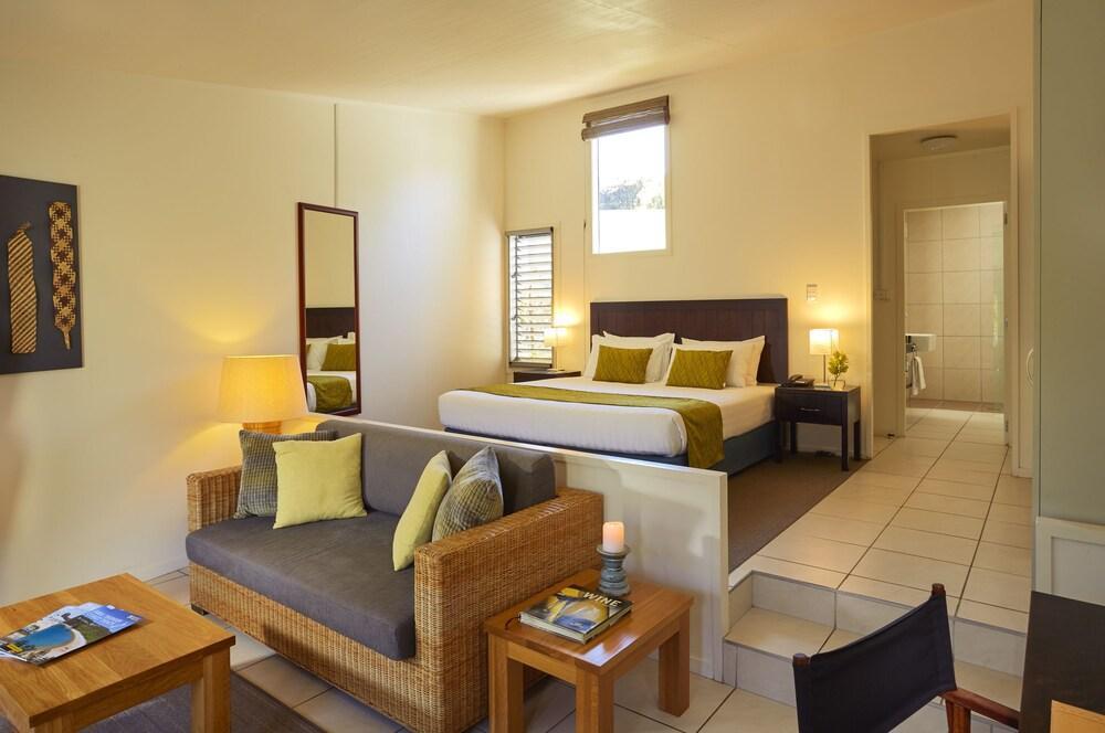 Awaroa Lodge Экстерьер фото