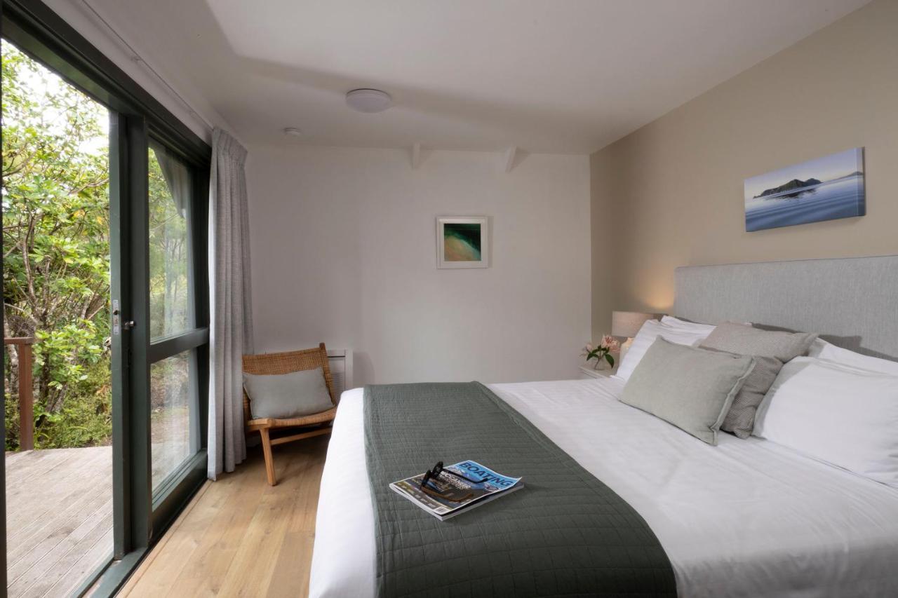 Awaroa Lodge Экстерьер фото