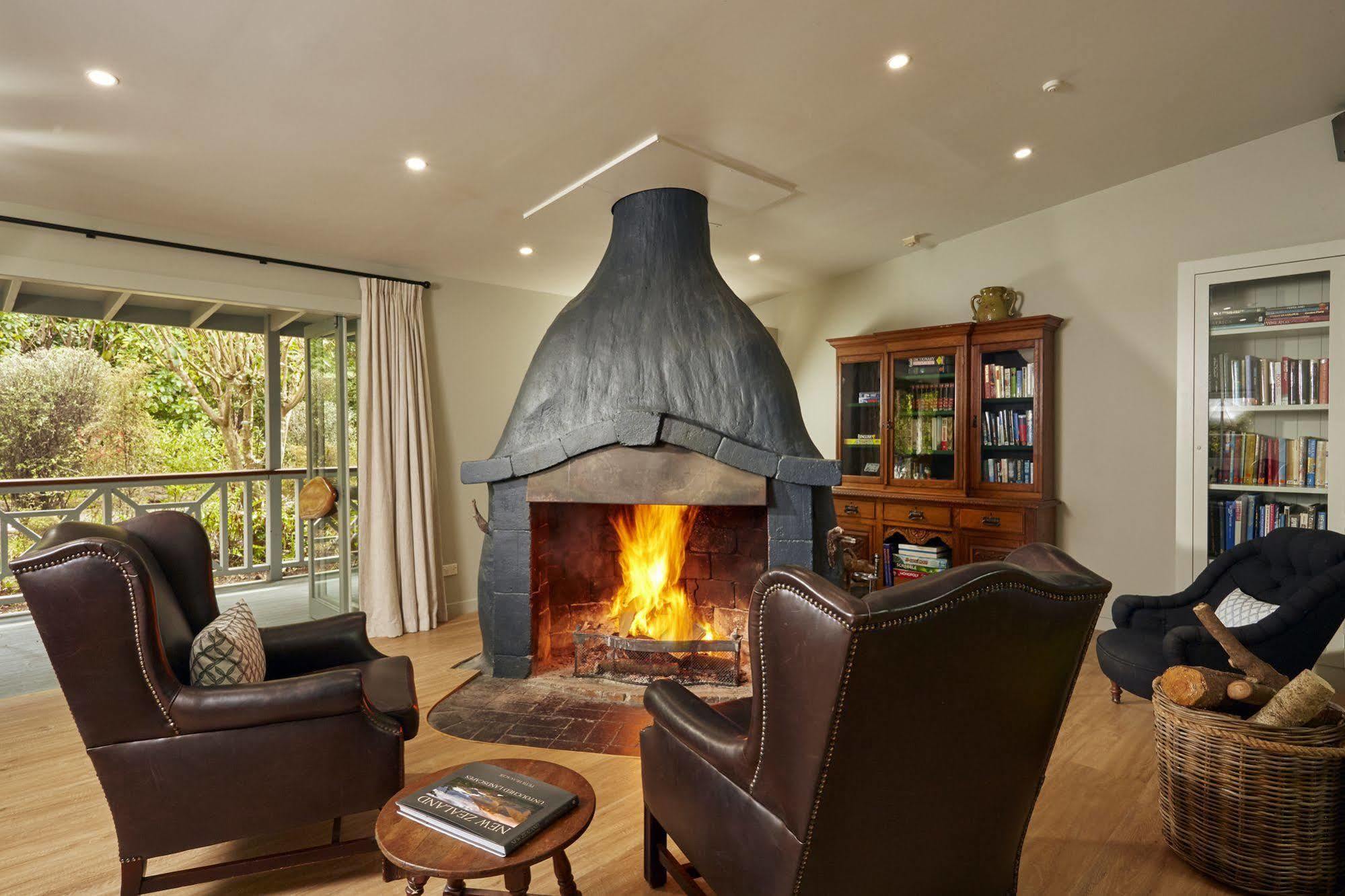 Awaroa Lodge Экстерьер фото